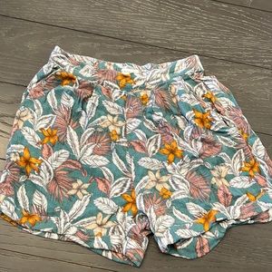 Summer lose fit shorts. Size XS.